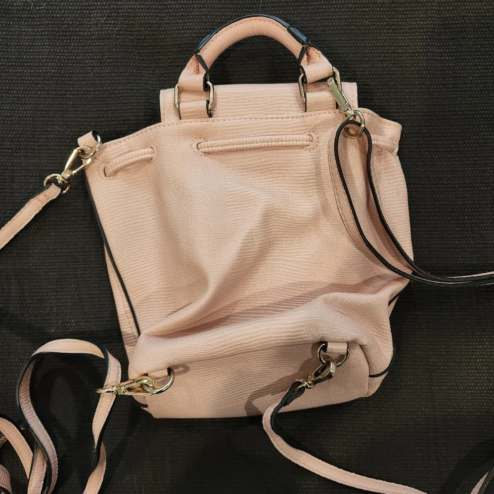 VS Light Pink Mini Backpack - Picture 4 of 4